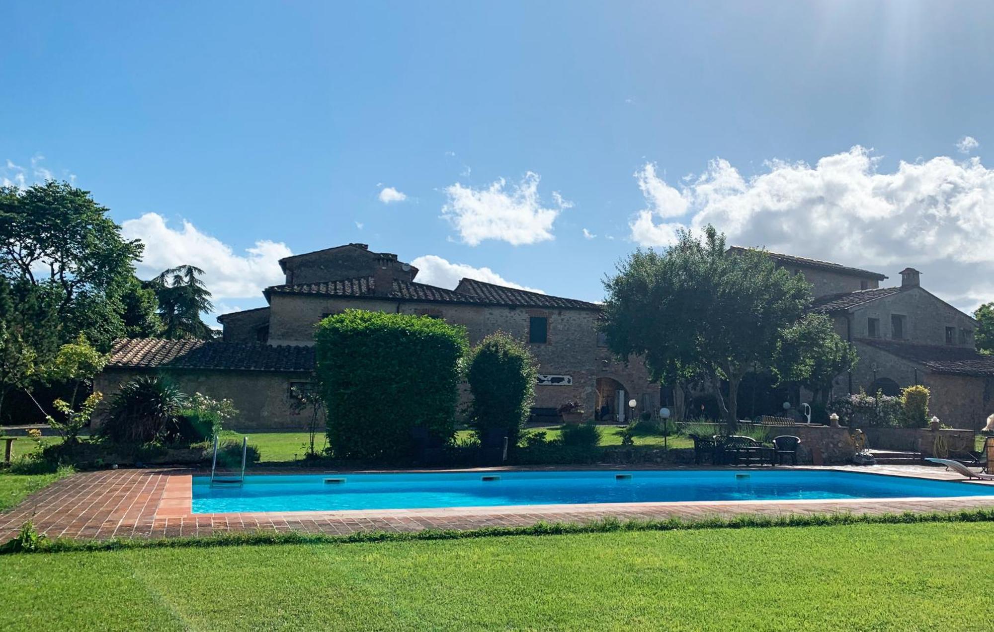 S.m. L'arco Apartment Monteriggioni